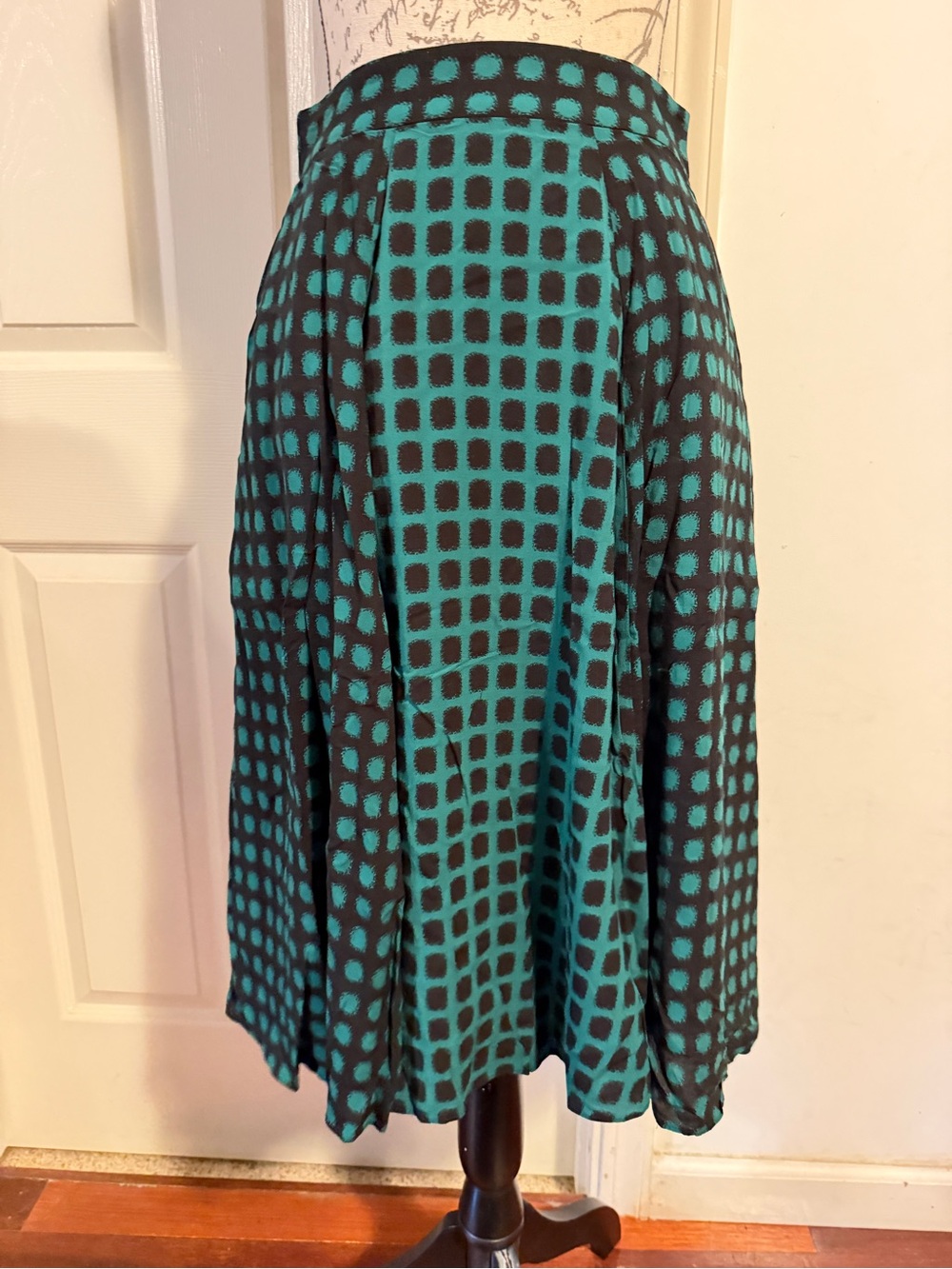 Anthropologie Green and Black Grid-Print A-Line Skirt
